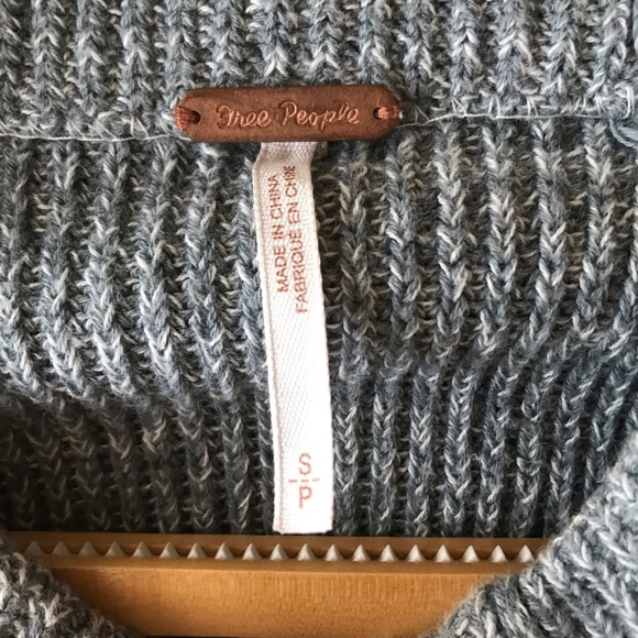 Free People Gray Crew Neck Knit Sweater Size S - Picture 3 of 7